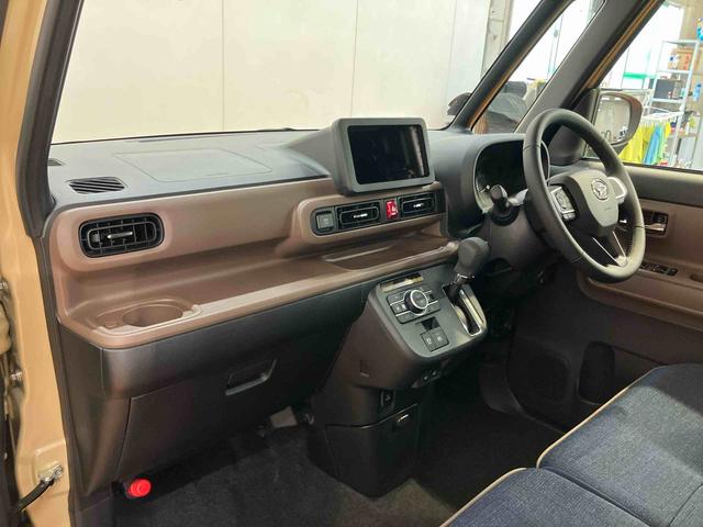 ムーヴキャンバスセオリーＧ衝突回避支援システム　横滑り防止装置　アイドリングストップ　置きラクボックス　ホットカップホルダー　前席シートヒーター　前後コーナーセンサー　ホールド機能付き電動パーキングブレーキ（千葉県）の中古車