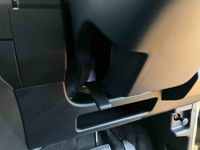 ムーヴキャンバスセオリーＧ衝突回避支援システム　横滑り防止装置　アイドリングストップ　置きラクボックス　ホットカップホルダー　前席シートヒーター　前後コーナーセンサー　ホールド機能付き電動パーキングブレーキ（千葉県）の中古車