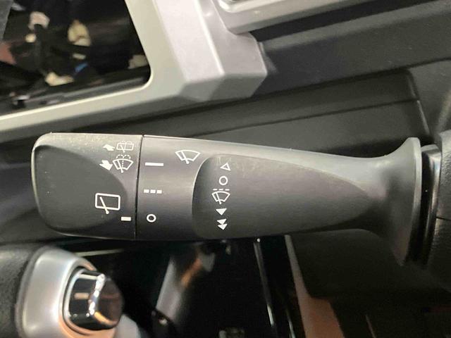 ウェイクＧターボＳＡII衝突被害軽減ブレーキ　横滑り防止装置　アイドリングストップ　両側電動スライドドア　プッシュエンジンスタート　キーフリーシステム　セキュリティアラーム　バニティーミラー付き左右サンバイザー（千葉県）の中古車