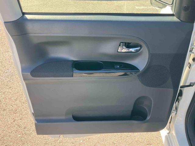 タントカスタムＸ　ＳＡナビ／ＴＶ／ＤＶＤ／ＢＴ／ＵＳＢ　Ｂカメラ　ＥＴＣ　左側Ｐスライド　ＬＥＤヘッドランプ　オートライト　スマアシ　ステリモ　キーフリー　盗難防止アラーム　足踏式駐車ブレーキ　アルミホイール　電格ミラー（千葉県）の中古車