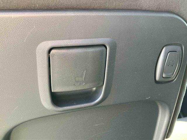 タントカスタムＸ　ＳＡナビ／ＴＶ／ＤＶＤ／ＢＴ／ＵＳＢ　Ｂカメラ　ＥＴＣ　左側Ｐスライド　ＬＥＤヘッドランプ　オートライト　スマアシ　ステリモ　キーフリー　盗難防止アラーム　足踏式駐車ブレーキ　アルミホイール　電格ミラー（千葉県）の中古車