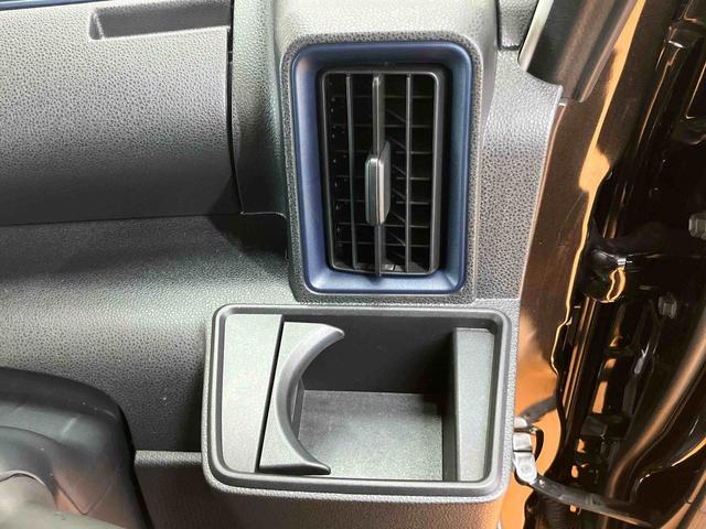 タントＸ衝突回避支援システム　横滑り防止装置　アイドリングストップ　オートライト　オートハイビーム　ＬＥＤヘッドライト　チルトステアリング　運転席シートアジャスター　前席シートヒーター　前後コーナーセンサー（千葉県）の中古車