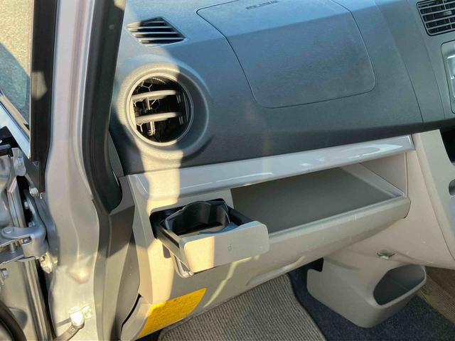 ムーヴフロントシートリフト L SA 4WD衝突被害軽減ブレーキ 横滑り防止装置 アイドリングストップ マニュアルレベリング機能付ハロゲンヘッドライト CDラジオチューナー AUX接続 ETC チルトステアリング 運転席シートリフター(千葉県)の中古車