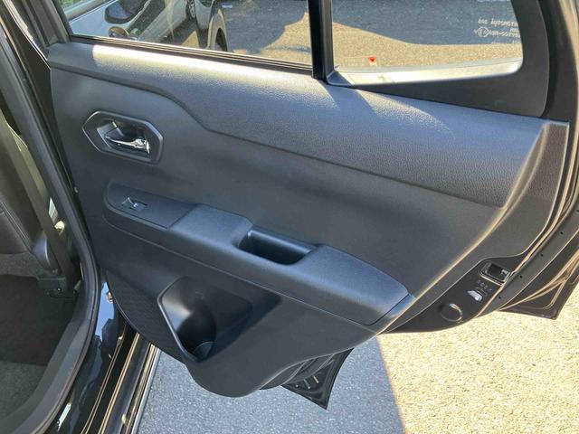 ロッキープレミアムターボ　９型ナビ／ＴＶ／ＤＶＤ／ＢＴ／ＵＳＢ　全周囲カメラ　前後ドラレコ　ＥＴＣ　全車速追従クルコン　ＬＥＤヘッドライト　オートライト　ＡＤＢ　スマアシ　コーナーセンサー　シートヒーター　キーフリー（千葉県）の中古車