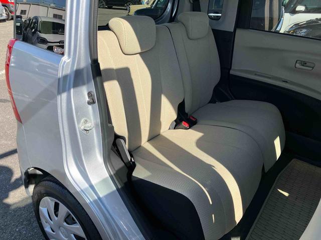 タントエグゼLCD/AM・FMラジオ AUX接続 コラムシフト ハロゲンヘッドランプ マニュアルエアコン パワーウィンド スモークガラス 足踏み式駐車ブレーキ アイドリングストップ キーレスエントリー 盗難防止警報(千葉県)の中古車