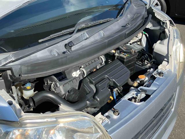 タントエグゼLCD/AM・FMラジオ AUX接続 コラムシフト ハロゲンヘッドランプ マニュアルエアコン パワーウィンド スモークガラス 足踏み式駐車ブレーキ アイドリングストップ キーレスエントリー 盗難防止警報(千葉県)の中古車