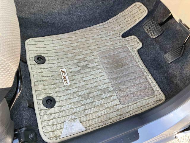 タントエグゼLCD/AM・FMラジオ AUX接続 コラムシフト ハロゲンヘッドランプ マニュアルエアコン パワーウィンド スモークガラス 足踏み式駐車ブレーキ アイドリングストップ キーレスエントリー 盗難防止警報(千葉県)の中古車