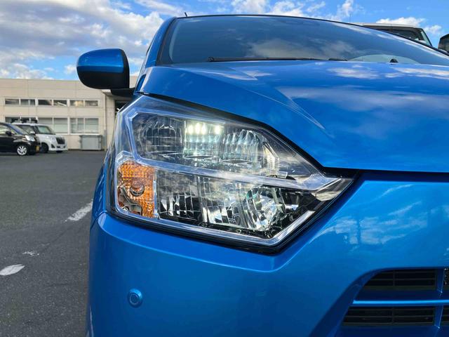 ミライースX SAIIILEDヘッドライト 電動格納ドアミラー スモークガラス デジタルメーター CD/AUX 前後コーナーセンサー スマアシ 横滑り防止装置 キーレスエントリー 盗難防止アラーム アイドリングストップ(千葉県)の中古車