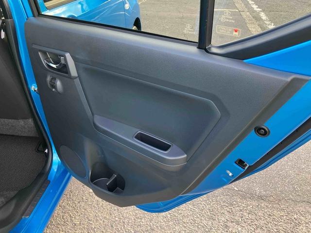 ミライースX SAIIILEDヘッドライト 電動格納ドアミラー スモークガラス デジタルメーター CD/AUX 前後コーナーセンサー スマアシ 横滑り防止装置 キーレスエントリー 盗難防止アラーム アイドリングストップ(千葉県)の中古車