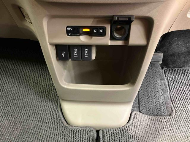 Ｎ−ＷＧＮＧ・Ｌパッケージバックカメラ連動フルセグナビ　ブルートゥース対応　ビルトインＥＴＣ　フロントドライブレコーダー　横滑り防止装置　アイドリングストップ　チルトステアリング　運転席シートリフター　オートエアコン（千葉県）の中古車