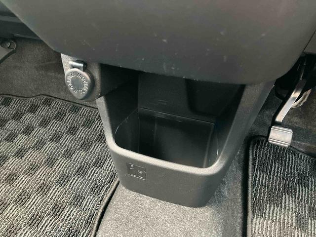 ムーヴカスタム　ＸリミテッドII　ＳＡIIIスマアシ　全周囲カメラ　ＬＥＤヘッドライト　オートライト　オートハイビーム　トップシェイドガラス　運転席シートヒーター　キーフリー　盗難防止アラーム　アルミホイール　ＤＶＤ・ＵＳＢチューナー　ステリモ（千葉県）の中古車