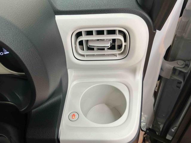 ムーヴキャンバスストライプスＧターボ衝突回避支援システム　横滑り防止装置　アダプティブクルーズコントロール　置きラクボックス　ホットカップホルダー　前席シートヒーター　ホールド機能付き電動パーキングブレーキ　両側電動スライドドア（千葉県）の中古車