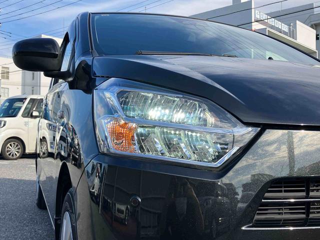 ミライースＸ　ＳＡIIIＬＥＤヘッドライト　電動格納ドアミラー　プライバシーガラス　リヤシートヘッドレスト　オートライト　キーレスエントリー　セキュリティアラーム　横滑り防止装置　コーナーセンサー　衝突被害軽減ブレーキ（千葉県）の中古車