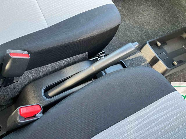 ミライースＸ　ＳＡIIIＬＥＤヘッドライト　電動格納ドアミラー　プライバシーガラス　リヤシートヘッドレスト　オートライト　キーレスエントリー　セキュリティアラーム　横滑り防止装置　コーナーセンサー　衝突被害軽減ブレーキ（千葉県）の中古車