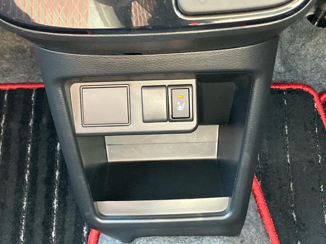 アルトターボＲＳベースグレードターボ　ナビ／ＴＶ／ＤＶＤ／ＢＴ　ＥＴＣ　ＨＩＤヘッドライト　オートライト　運転席シートヒーター　革巻ステアリング　パドルシフト　衝突被害軽減ブレーキ　オートエアコン　アルミホイール　スマートキー（千葉県）の中古車