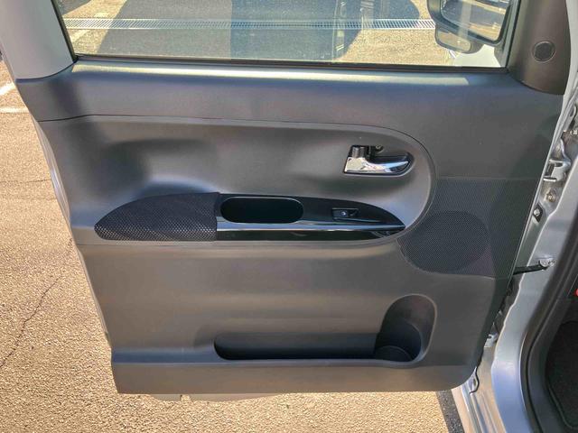 タントカスタムＲＳ　トップエディションＳＡIIターボ　ナビ／ＴＶ／ＤＶＤ／ＢＴ／ＵＳＢ　バックカメラ　ＥＴＣ　トップシェイドガラス　ＬＥＤヘッドライト　オートライト　スマアシ　両側Ｐスラ　革巻ステアリング　キーフリー　イモビライザー　盗難防止警報（千葉県）の中古車