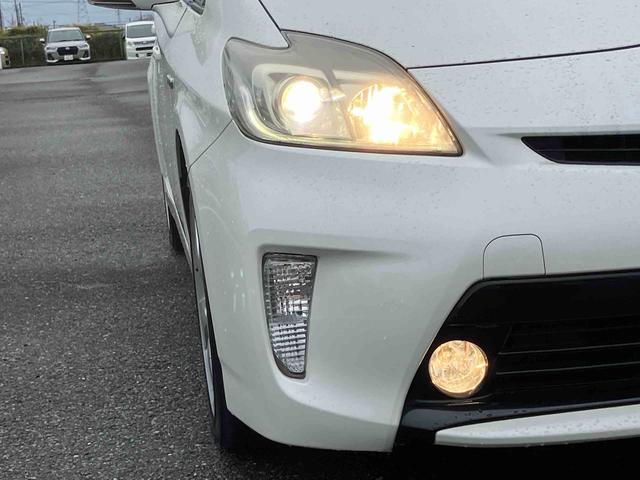 プリウスＳマイコーデナビ／ＤＴＶ／ＤＩＳＣ／ＢＴ／Ｂカメ　ＥＴＣ　ブラキッシュブラウン＆ブラウン内装　ＨＩＤヘッドライト　ハロゲンフォグランプ　アルミホイール　プッシュボタンスターター（千葉県）の中古車