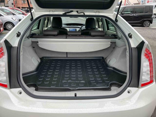 プリウスＳマイコーデナビ／ＤＴＶ／ＤＩＳＣ／ＢＴ／Ｂカメ　ＥＴＣ　ブラキッシュブラウン＆ブラウン内装　ＨＩＤヘッドライト　ハロゲンフォグランプ　アルミホイール　プッシュボタンスターター（千葉県）の中古車