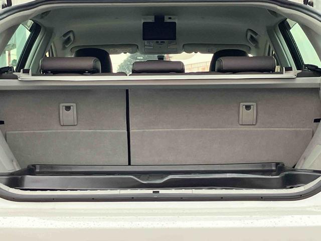 プリウスＳマイコーデナビ／ＤＴＶ／ＤＩＳＣ／ＢＴ／Ｂカメ　ＥＴＣ　ブラキッシュブラウン＆ブラウン内装　ＨＩＤヘッドライト　ハロゲンフォグランプ　アルミホイール　プッシュボタンスターター（千葉県）の中古車