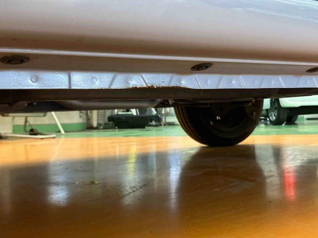 ミラココアココアＬフルセグナビ　ＵＳＢ接続　ブルートゥース対応　アイドリングストップ　キーレスエントリー　マニュアルレベリング機能付ハロゲンヘッドライト　助手席シートバックポケット＋ショッピングフック（千葉県）の中古車