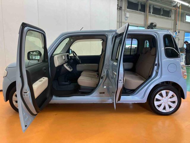 ミラココアココアＬフルセグナビ　ＵＳＢ接続　ブルートゥース対応　アイドリングストップ　キーレスエントリー　マニュアルレベリング機能付ハロゲンヘッドライト　助手席シートバックポケット＋ショッピングフック（千葉県）の中古車