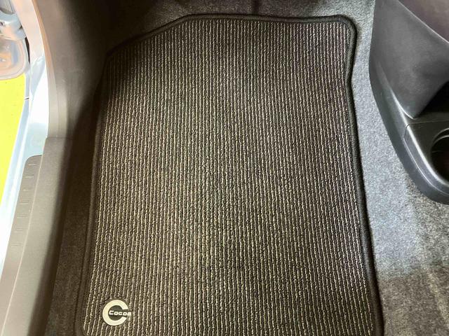 ミラココアココアＬフルセグナビ　ＵＳＢ接続　ブルートゥース対応　アイドリングストップ　キーレスエントリー　マニュアルレベリング機能付ハロゲンヘッドライト　助手席シートバックポケット＋ショッピングフック（千葉県）の中古車