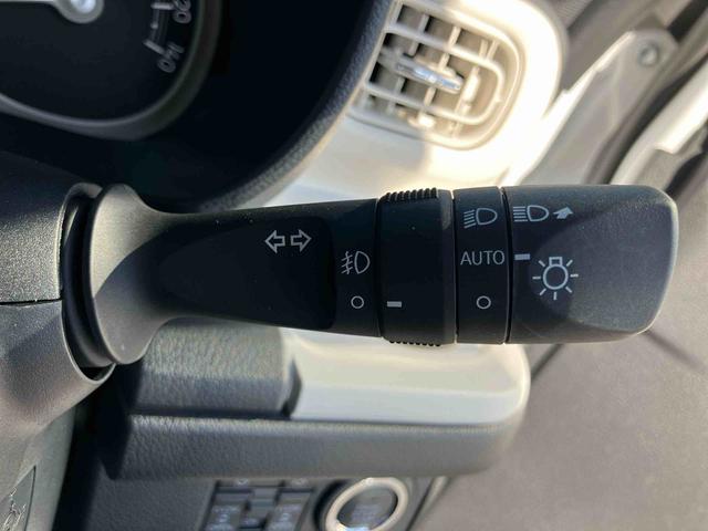 ムーヴキャンバスストライプスG衝突回避支援システム 横滑り防止装置 置きラクボックス ホットカップホルダー 前席シートヒーター ホールド機能付き電動パーキングブレーキ 助手席シートバックポケット+ショッピングフック(千葉県)の中古車