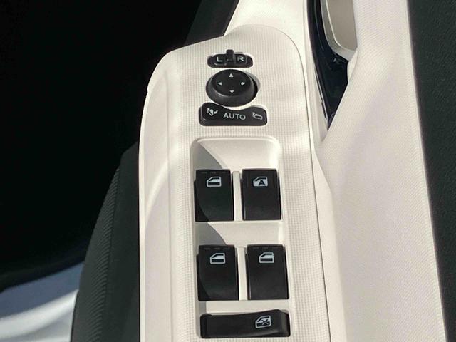 ムーヴキャンバスストライプスG衝突回避支援システム 横滑り防止装置 置きラクボックス ホットカップホルダー 前席シートヒーター ホールド機能付き電動パーキングブレーキ 助手席シートバックポケット+ショッピングフック(千葉県)の中古車