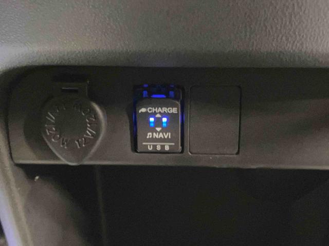 ムーヴキャンバスXブラックインテリアリミテッド SAIIIパノラマカメラ連動フルセグナビ USB接続 ブルートゥース対応 ETC 置きラクボックス フロアーイルミネーション バニティーミラー付き左右サンバイザー 助手席シートアンダートレイ(千葉県)の中古車