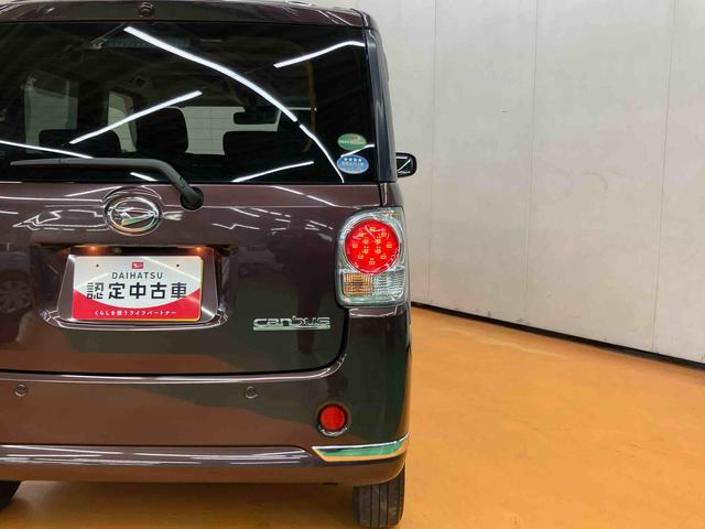 ムーヴキャンバスＸブラックインテリアリミテッド　ＳＡIIIパノラマカメラ連動フルセグナビ　ＵＳＢ接続　ブルートゥース対応　ＥＴＣ　置きラクボックス　フロアーイルミネーション　バニティーミラー付き左右サンバイザー　助手席シートアンダートレイ（千葉県）の中古車