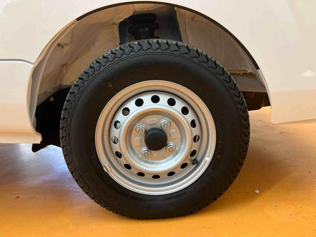 ハイゼットトラックエクストラ　４ＷＤ３モード選択電子制御式４ＷＤ　衝突回避支援システム　横滑り防止装置　アイドリングストップ　プッシュエンジンスタート　キーフリーシステム　前後コーナーセンサー　ＬＥＤ作業灯　テールゲートチェーン（千葉県）の中古車