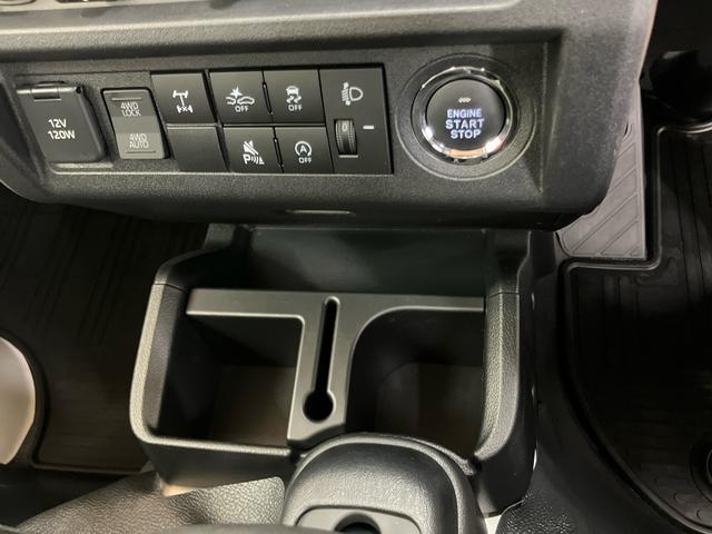 ハイゼットトラックエクストラ　４ＷＤ３モード選択電子制御式４ＷＤ　衝突回避支援システム　横滑り防止装置　アイドリングストップ　プッシュエンジンスタート　キーフリーシステム　前後コーナーセンサー　ＬＥＤ作業灯　テールゲートチェーン（千葉県）の中古車