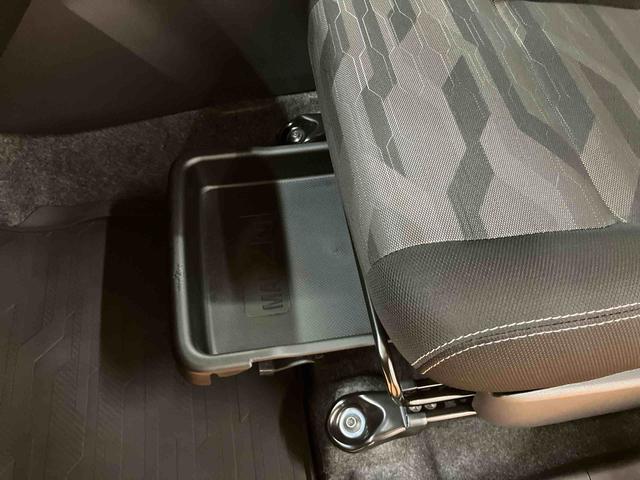 タフトＧターボ　ダーククロムベンチャースカイフィールトップ　衝突回避支援システム　横滑り防止装置　アダプティブクルーズコントロール　前席シートヒーター　ホールド機能付き電動パーキングブレーキ　前後コーナーセンサ　助手席シートアンダートレイ（千葉県）の中古車