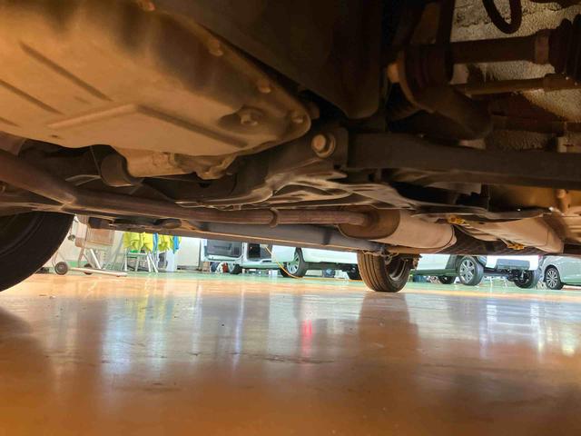 キャストアクティバＸ　ＳＡIIIフルセグナビ　ＵＳＢ接続　ブルートゥース対応　ＥＴＣ　オーバーヘッドコンソール　右リヤコートフック付きアシストグリップ　助手席シートアンダートレイ　チルトステアリング　運転席シートリフター（千葉県）の中古車