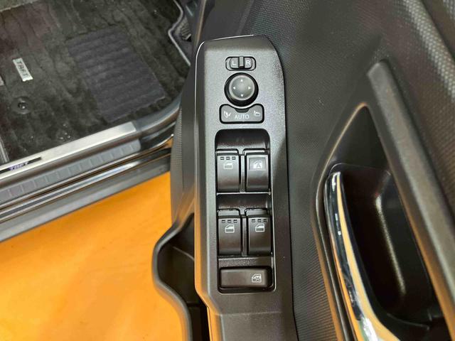 タフトＧ　クロムベンチャースカイフィールトップ　バックカメラ連動フルセグナビ　ＵＳＢ接続　ブルートゥース対応　フロント．リヤドライブレコーダー連動　ＥＴＣ　ホールド機能付き電動パーキングブレーキ　前席シートヒーター（千葉県）の中古車