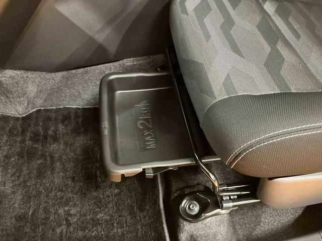 タフトＧ　クロムベンチャースカイフィールトップ　バックカメラ連動フルセグナビ　ＵＳＢ接続　ブルートゥース対応　フロント．リヤドライブレコーダー連動　ＥＴＣ　ホールド機能付き電動パーキングブレーキ　前席シートヒーター（千葉県）の中古車