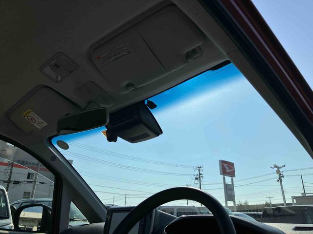 ムーヴフロントシートリフト L SAIII助手席シートリフト 衝突被害軽減ブレーキ ナビ/地デジ/DVD/BT/USB バックカメラ ドラレコ ETC オートライト オートハイビーム トップシェイドガラス キーレスエントリー 盗難防止アラーム(千葉県)の中古車