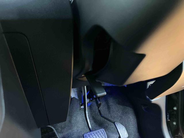 タフトＧ　クロムベンチャー　エコアイドル非装着車スカイフィールトップ　前後コーナーセンサ　アダプティブクルーズコントロール　前席シートヒーター　ホールド機能付き電動パーキングブレーキ　フロアーイルミネーション（ブルーＬＥＤ）　ショッピングフック（千葉県）の中古車