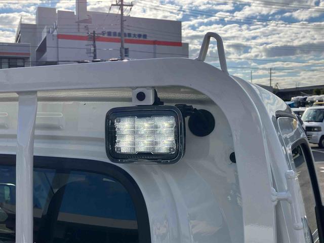 ハイゼットトラックエクストラ 4WD電子制御式4WD 副変速機 LEDフォグランプ LED荷台灯 テールゲートチェーン リヤ4枚リーフスプリング スーパーデフロック スマートキー 電格ドアミラー コーナーセンサー 衝突被害軽減ブレーキ(千葉県)の中古車