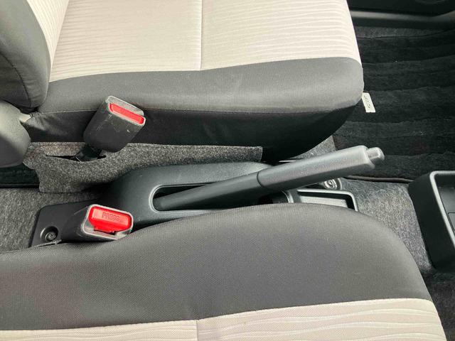 ミライースＬ　ＳＡIIIナビ／ＴＶ／ＤＶＤ／ＢＴ／ＵＳＢ　デジタルメーター　衝突被害軽減ブレーキ　誤発進抑制機能　オートライト　オートハイビーム　前後コーナーセンサー　キーレスエントリー　盗難防止警報　ハロゲンヘッドランプ（千葉県）の中古車