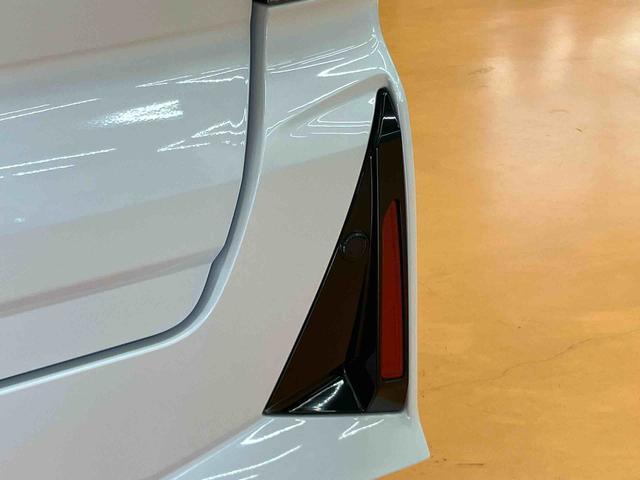 タントカスタムＲＳ衝突回避支援システム　横滑り防止装置　前席シートヒーター　ホールド機能付き電動パーキングブレーキ　前後コーナーセンサー　オートライト　オートハイビーム　チルトステアリング　運転席シートリフター（千葉県）の中古車