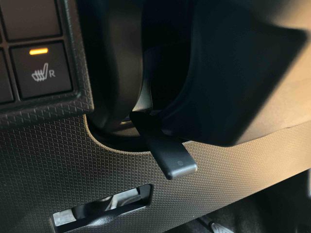 タントカスタムＲＳ衝突回避支援システム　横滑り防止装置　前席シートヒーター　ホールド機能付き電動パーキングブレーキ　前後コーナーセンサー　オートライト　オートハイビーム　チルトステアリング　運転席シートリフター（千葉県）の中古車