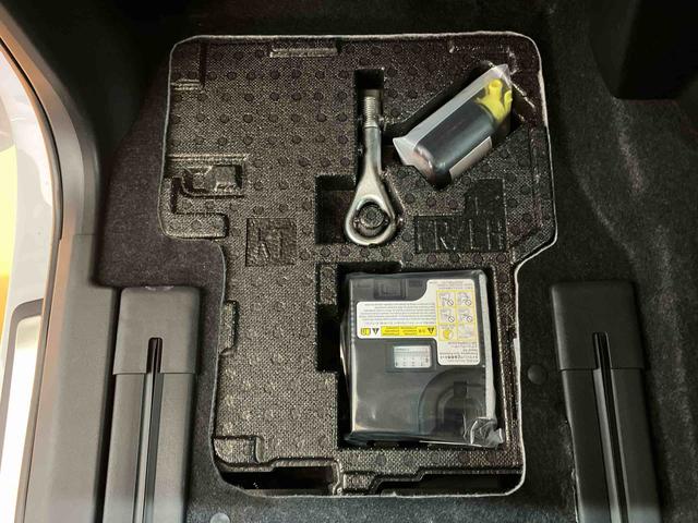 タントカスタムＲＳ衝突回避支援システム　横滑り防止装置　前席シートヒーター　ホールド機能付き電動パーキングブレーキ　前後コーナーセンサー　オートライト　オートハイビーム　チルトステアリング　運転席シートリフター（千葉県）の中古車