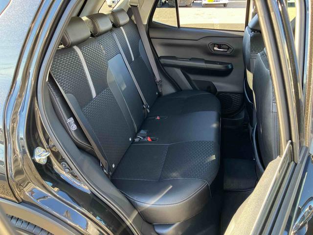 ロッキープレミアムG HEVアップグレードパック(バックカメラ/ステアスイッチ) LEDヘッド&フォグランプ バックフォグランプ 17インチアルミホイール シートヒーター 自動追従クルコン コーナーセンサー 衝突被害軽減ブレーキ(千葉県)の中古車