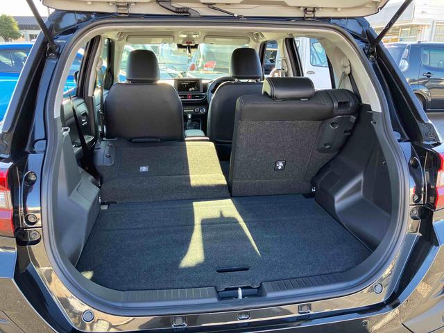 ロッキープレミアムG HEVアップグレードパック(バックカメラ/ステアスイッチ) LEDヘッド&フォグランプ バックフォグランプ 17インチアルミホイール シートヒーター 自動追従クルコン コーナーセンサー 衝突被害軽減ブレーキ(千葉県)の中古車