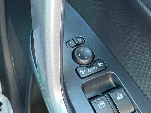 ロッキープレミアムG HEVアップグレードパック(バックカメラ/ステアスイッチ) LEDヘッド&フォグランプ バックフォグランプ 17インチアルミホイール シートヒーター 自動追従クルコン コーナーセンサー 衝突被害軽減ブレーキ(千葉県)の中古車