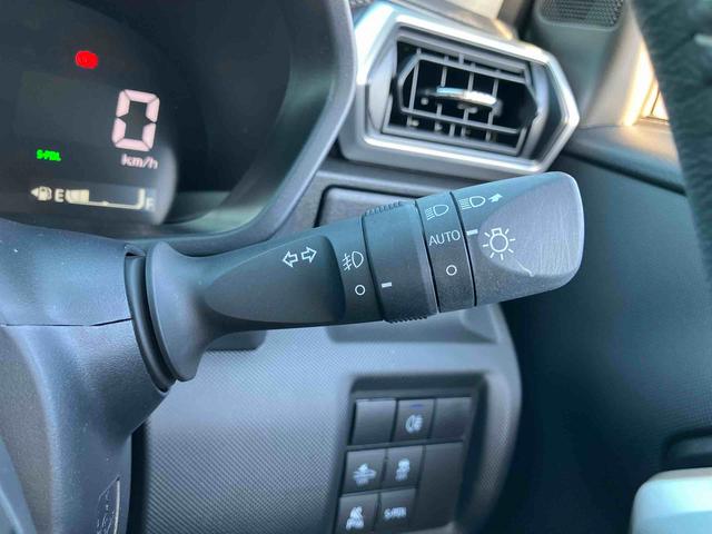 ロッキープレミアムG HEVアップグレードパック(バックカメラ/ステアスイッチ) LEDヘッド&フォグランプ バックフォグランプ 17インチアルミホイール シートヒーター 自動追従クルコン コーナーセンサー 衝突被害軽減ブレーキ(千葉県)の中古車