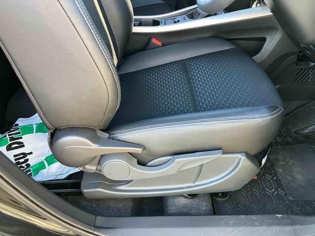 ロッキープレミアムG HEVアップグレードパック(バックカメラ/ステアスイッチ) LEDヘッド&フォグランプ バックフォグランプ 17インチアルミホイール シートヒーター 自動追従クルコン コーナーセンサー 衝突被害軽減ブレーキ(千葉県)の中古車