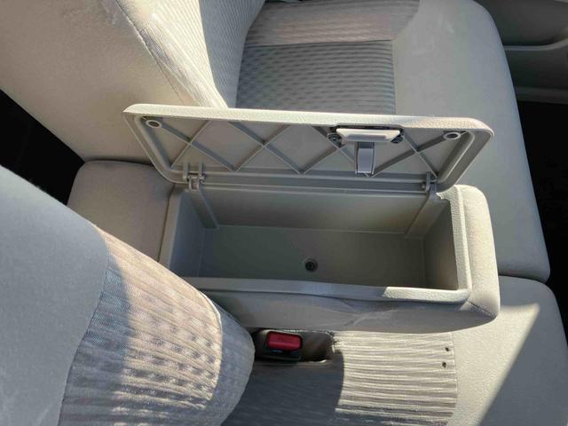 ムーヴＬ　ＳＡナビ／ＴＶ／ＢＴ／ＵＳＢ／ＤＶＤ　バックカメラ　衝突被害軽減ブレーキ　アイドリングストップ　ステアリングリモコン　キーレスエントリー　盗難防止アラーム　足踏み式パーキングブレーキ　プライバシーガラス（千葉県）の中古車