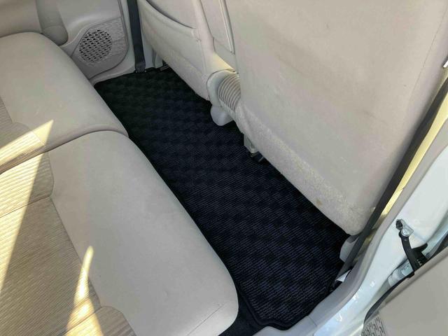 ムーヴＬ　ＳＡナビ／ＴＶ／ＢＴ／ＵＳＢ／ＤＶＤ　バックカメラ　衝突被害軽減ブレーキ　アイドリングストップ　ステアリングリモコン　キーレスエントリー　盗難防止アラーム　足踏み式パーキングブレーキ　プライバシーガラス（千葉県）の中古車